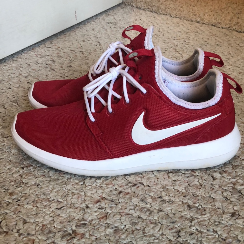 Red Nike Roshes